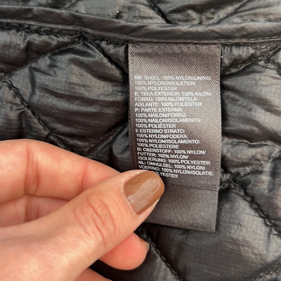 North Face Black Puffer - Picture 6 of 8